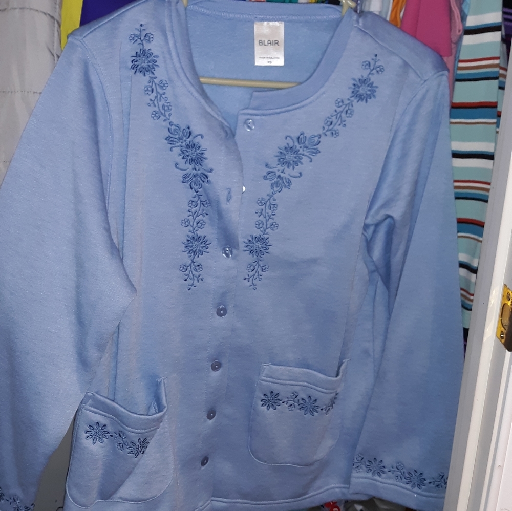 Adorable blue sweater size ps